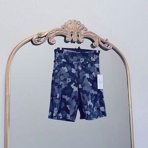 Johnny Was Calme Body High Rise Active Shorts Size S
